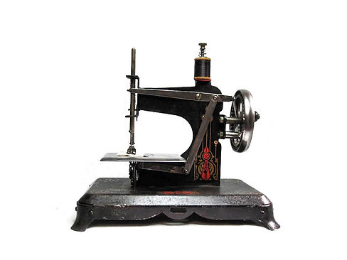 machine-à-coudre-anciennes-11.jpg