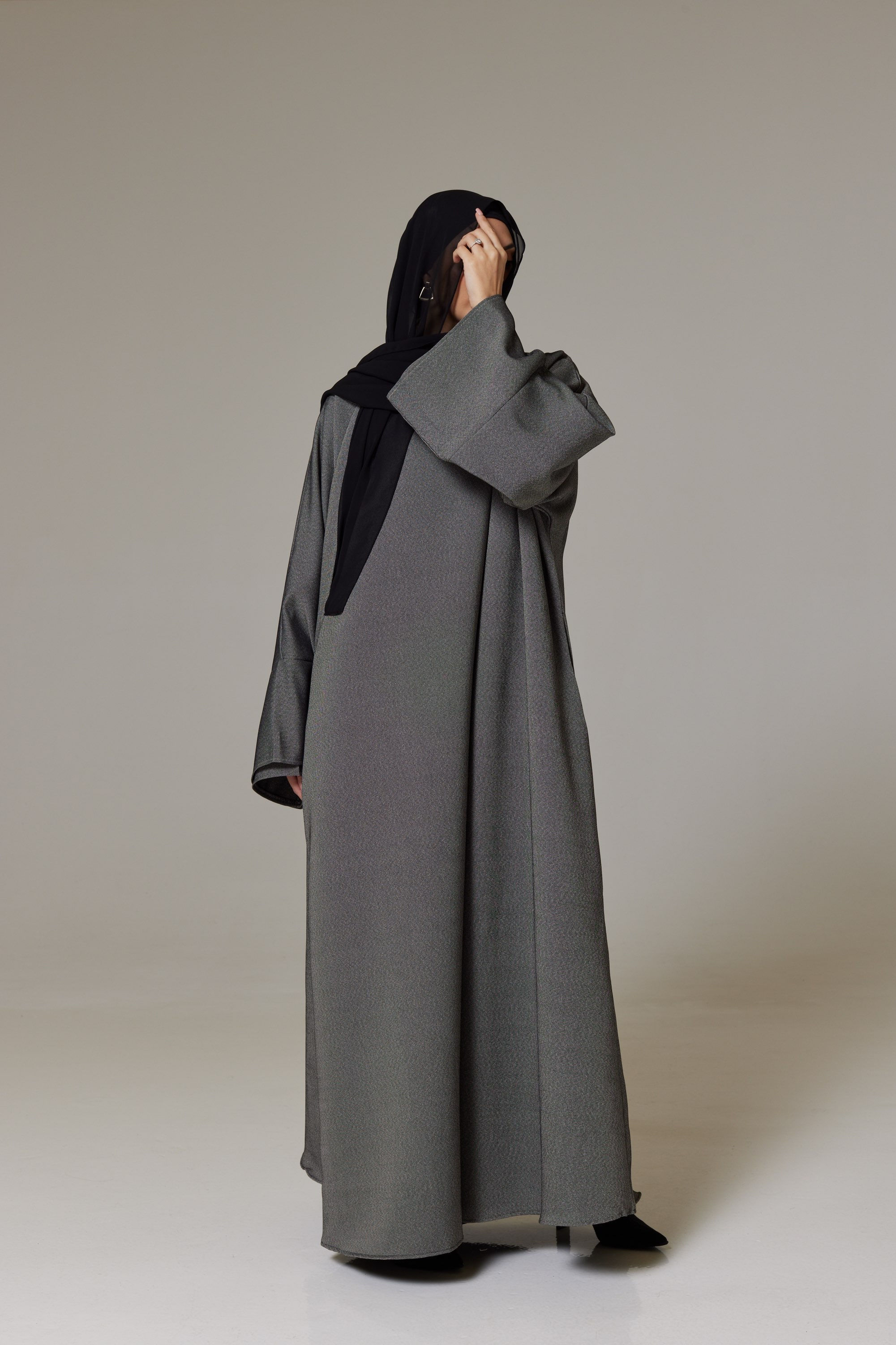 Deluxe Closed Abayah