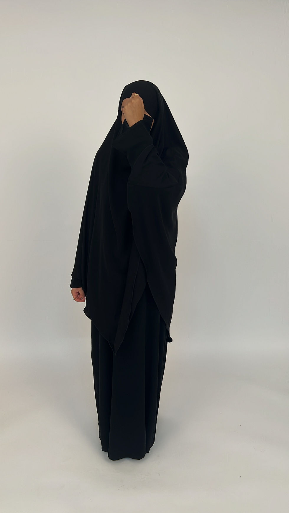 Thumbnail: Black Khimar