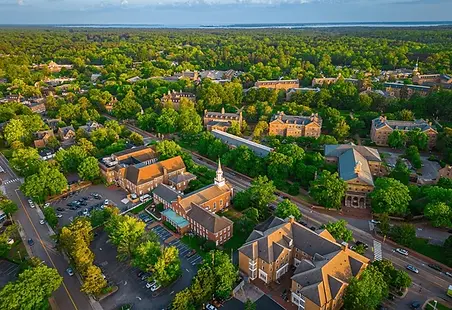 williamsburg-virginia-usa-downtown-above-600nw-2303040761.webp