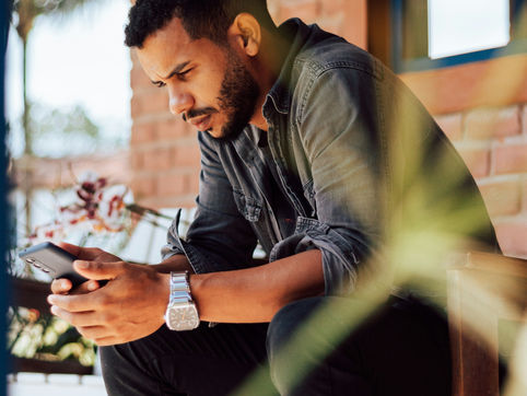 Tips on How Gender Diverse People Can Cope with Negativity Online