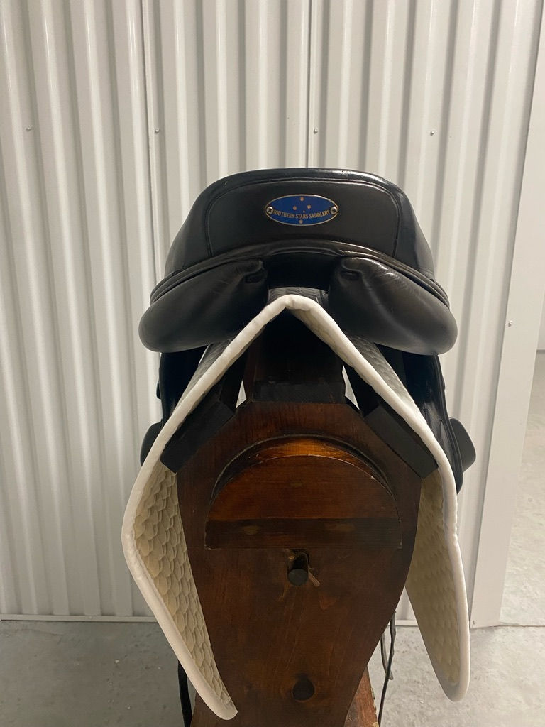 Thumbnail: Southern Stars Monoflap Jump Saddle