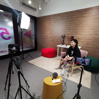 piz 23 of interview guests.jpeg