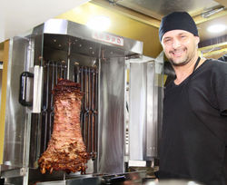 Máquina Churrasco Grego (02 Espetos)