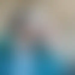 A person wearing AR goggles and "HR Leaders, HR Tech, Retail, Technology, and Augmented Reality" typed below