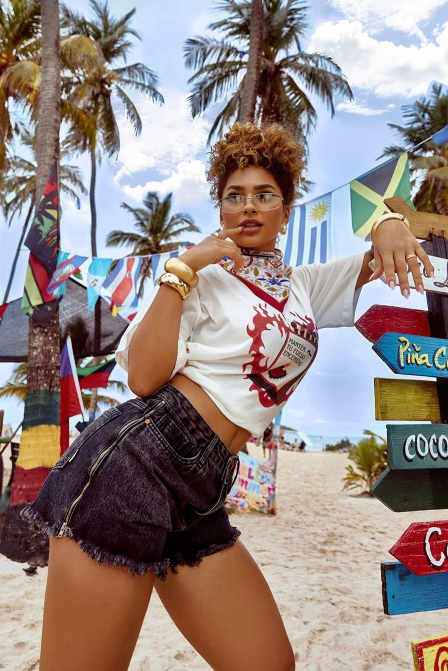 Miniatura: Shorts Jeans com Detalhe em Zíper