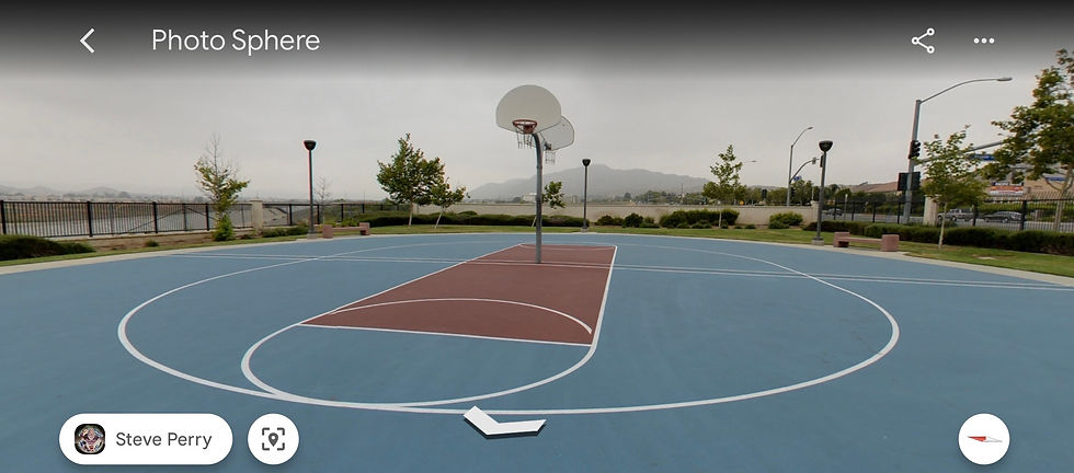 The two basketball courts in Vista Lomas Park, Riverside County