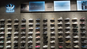 Nouvelle boutique Adidas à Cap 3000, par une photographe spécialisée retail Nice France