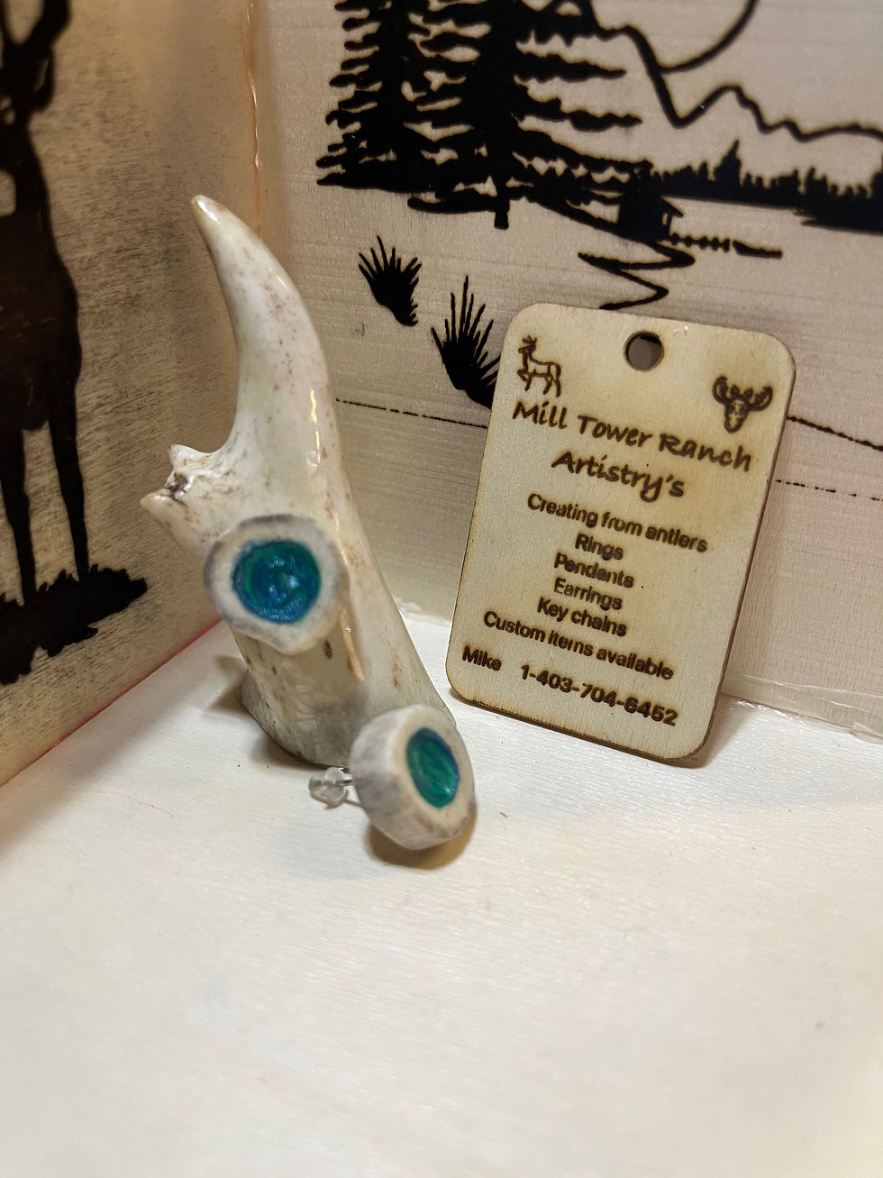 Deer blue/green earring