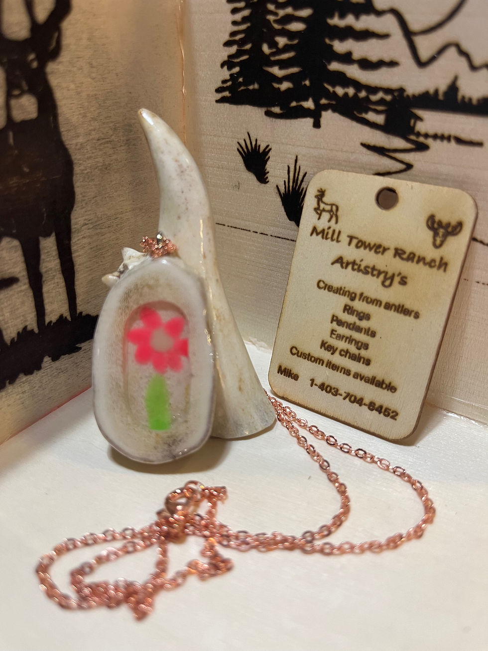 Glow flower pendant