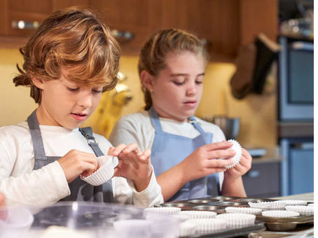 Transitioning to Kindergarten: How Montessori Prepares Children for Success?