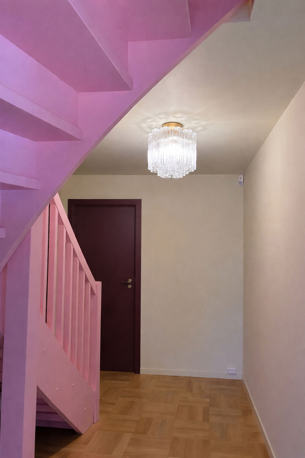 Thumbnail: Ceiling Crown