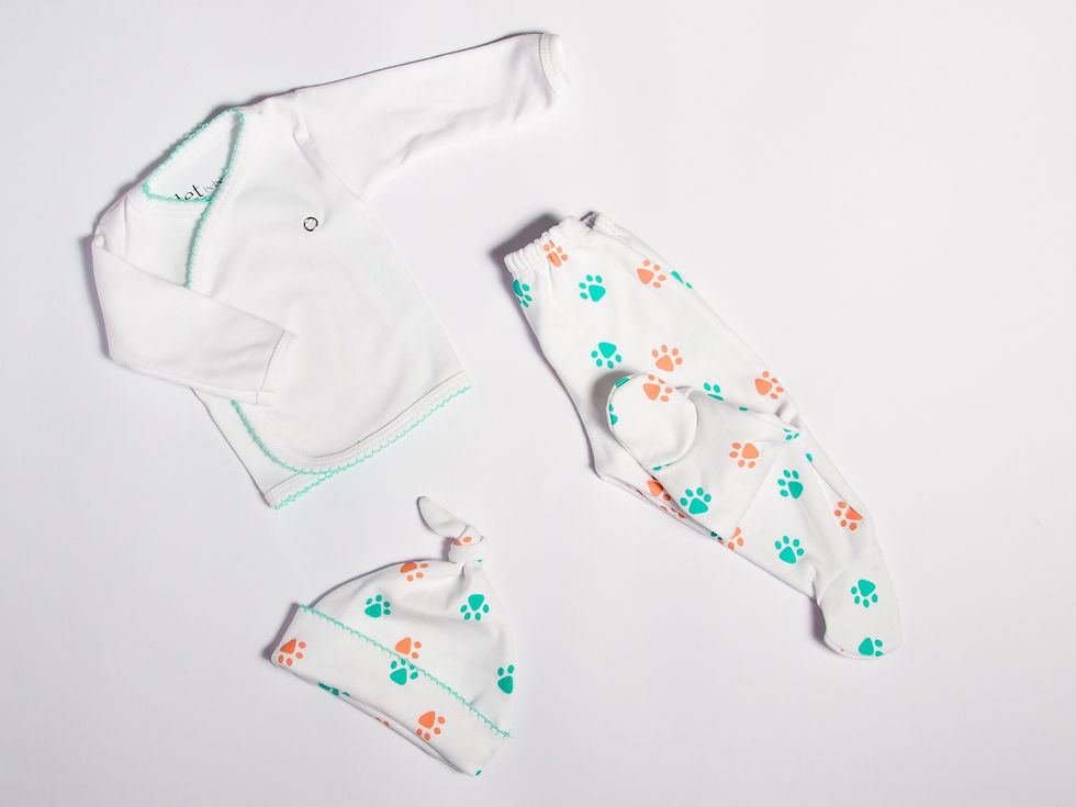 Ajuar para recién nacido"Huellitas"