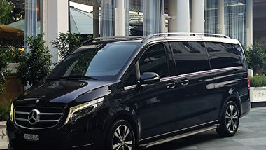 Kayar Taxi und Flughafen Transfer bietet Flughafentransfers in Kloten an?