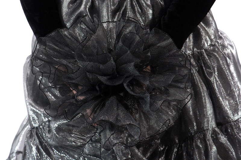 Thumbnail: Silver Petticoat