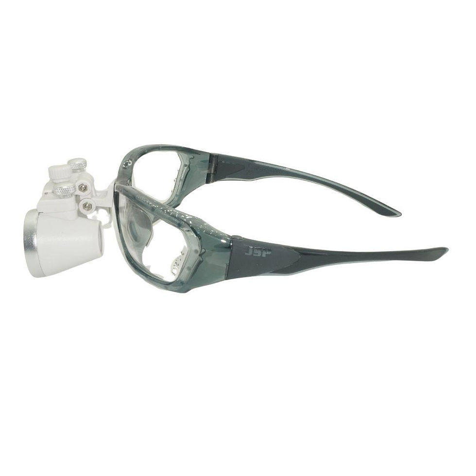Küçük resim: FLIP-OFF LOUPE Füme Çerçeveye Entegre Beyaz 2.5X Büyüteç Gözlük
