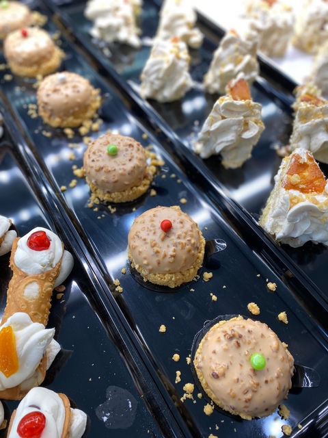 pastries and desserts Pomodoro italian restaurant downingtown gelato and dessert 