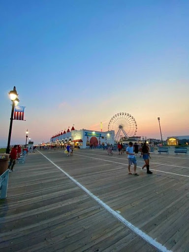 Grab a slice of pizza or an ice cream cone as you stroll along the boardwalk with a gorgeous ocean view along the way. Don’t forget to visit the numerous surf shops, boutiques, and restaurants that you can only find in Ocean City, NJ!