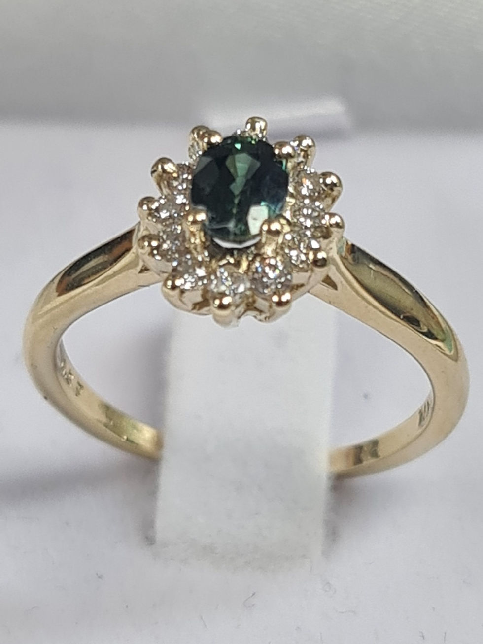 תמונה ממוזערת: טבעת אבני חן