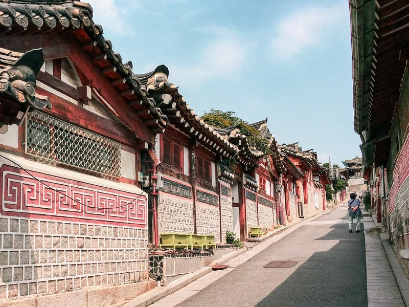 Bukchon Hanok Village.jpg