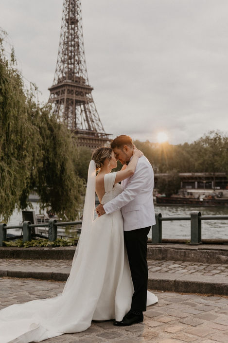 MARIAGE-PARIS-COUPLE-SOLEIL.jpeg