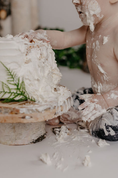 CAKE-SMASH-GATEAU-GARCON.jpeg