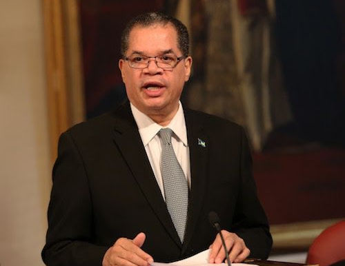 Former FNM Minister borrowing money to survive