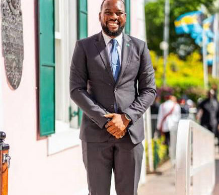 Senator Rahming calls for 30% youth leadership in public service roles