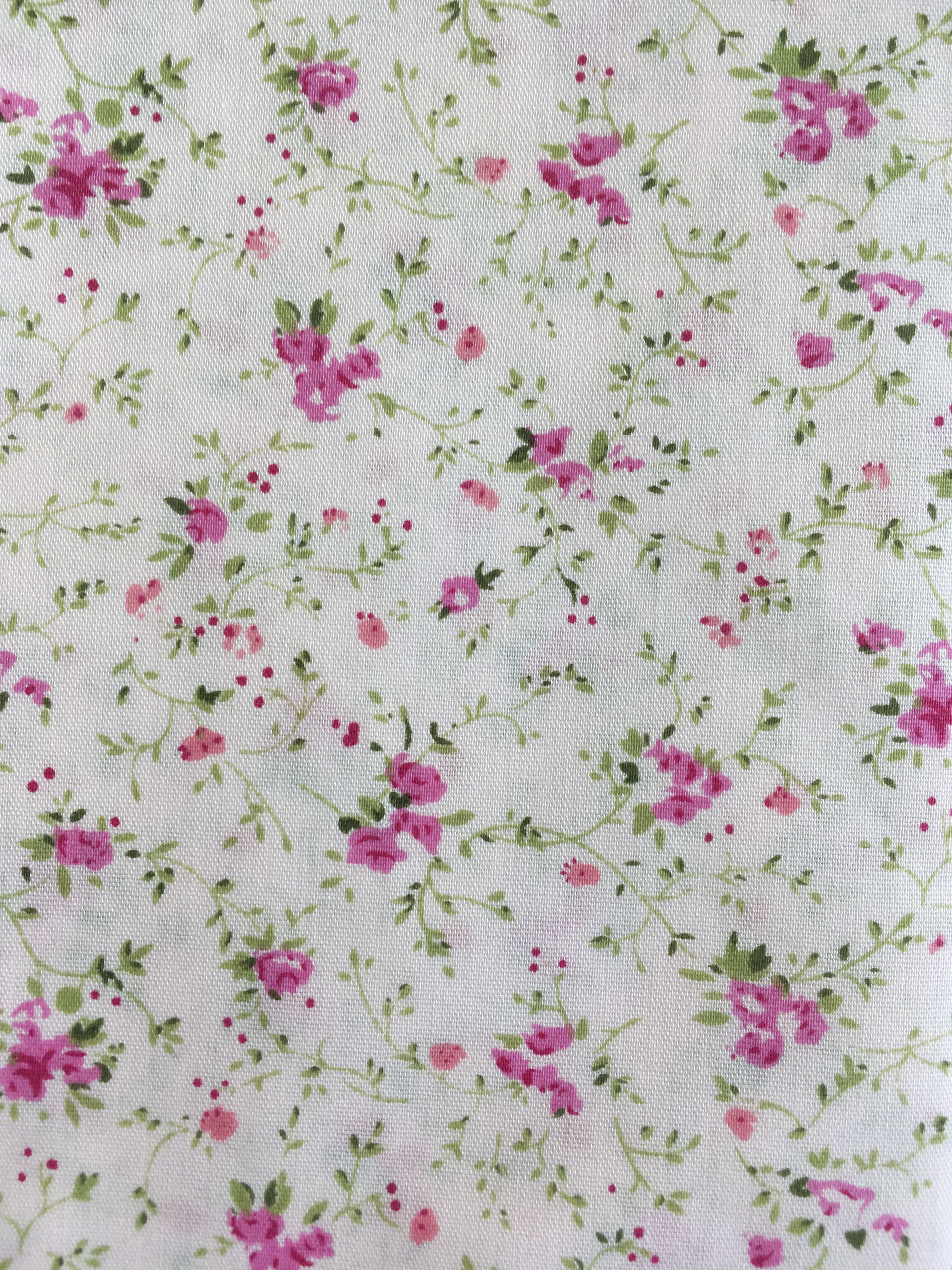 イランの布(ピンク地に小花)