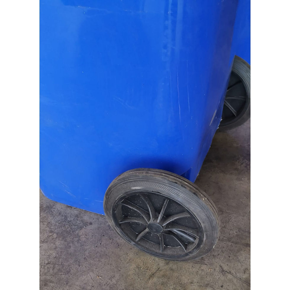 Thumbnail: (174139) GARBAGE CAN PLASTIC WITH COVER RETANGULAR BASE 120 LTR
