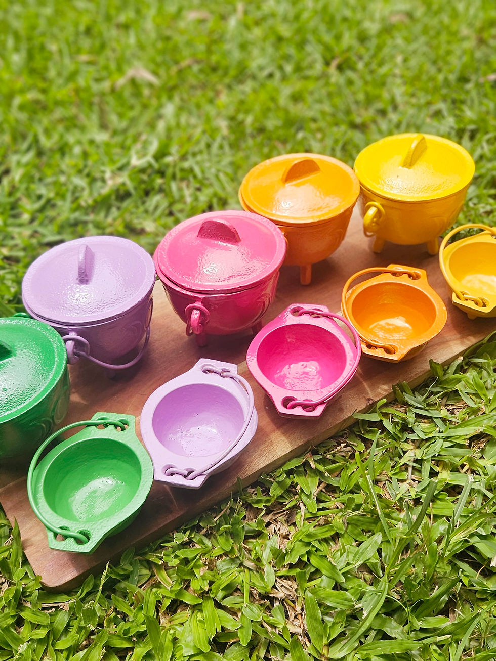 Thumbnail: Cast Iron Cauldrons (large)