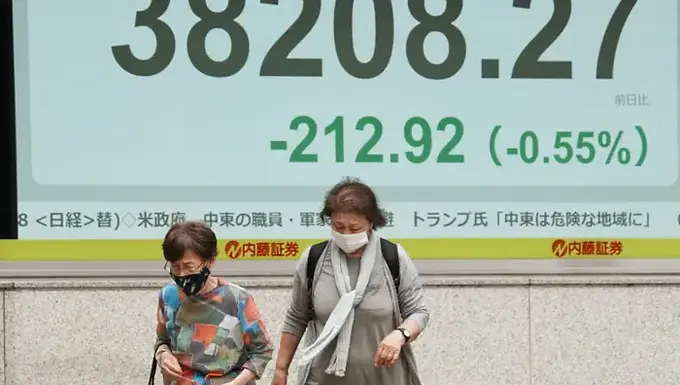 Asian shares stumble after Trump's latest trade threat