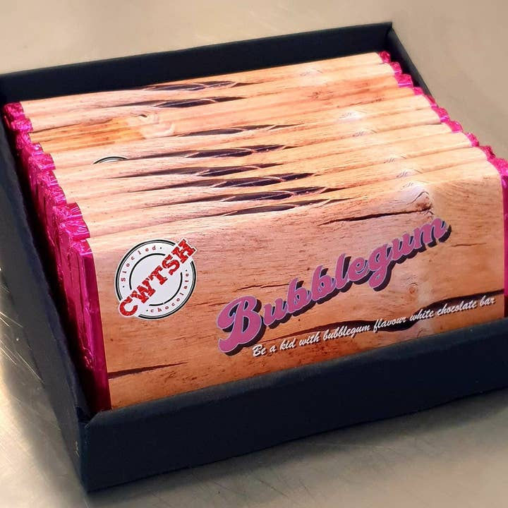 BubbleGum Chocolate Bar