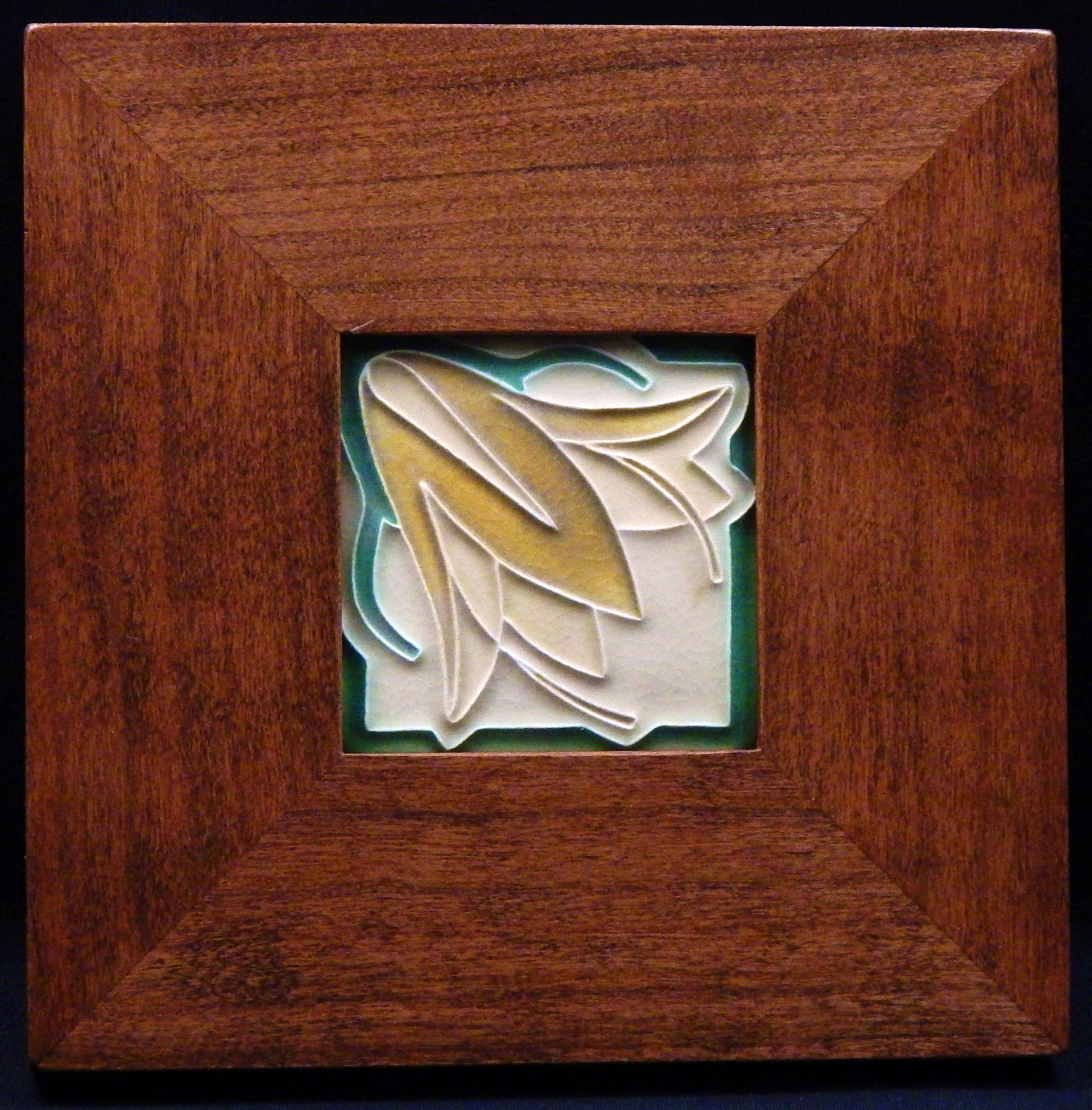 3"x3" Motawi Ladybell Tile (Light Oak) in Mitered Mahogany Frame