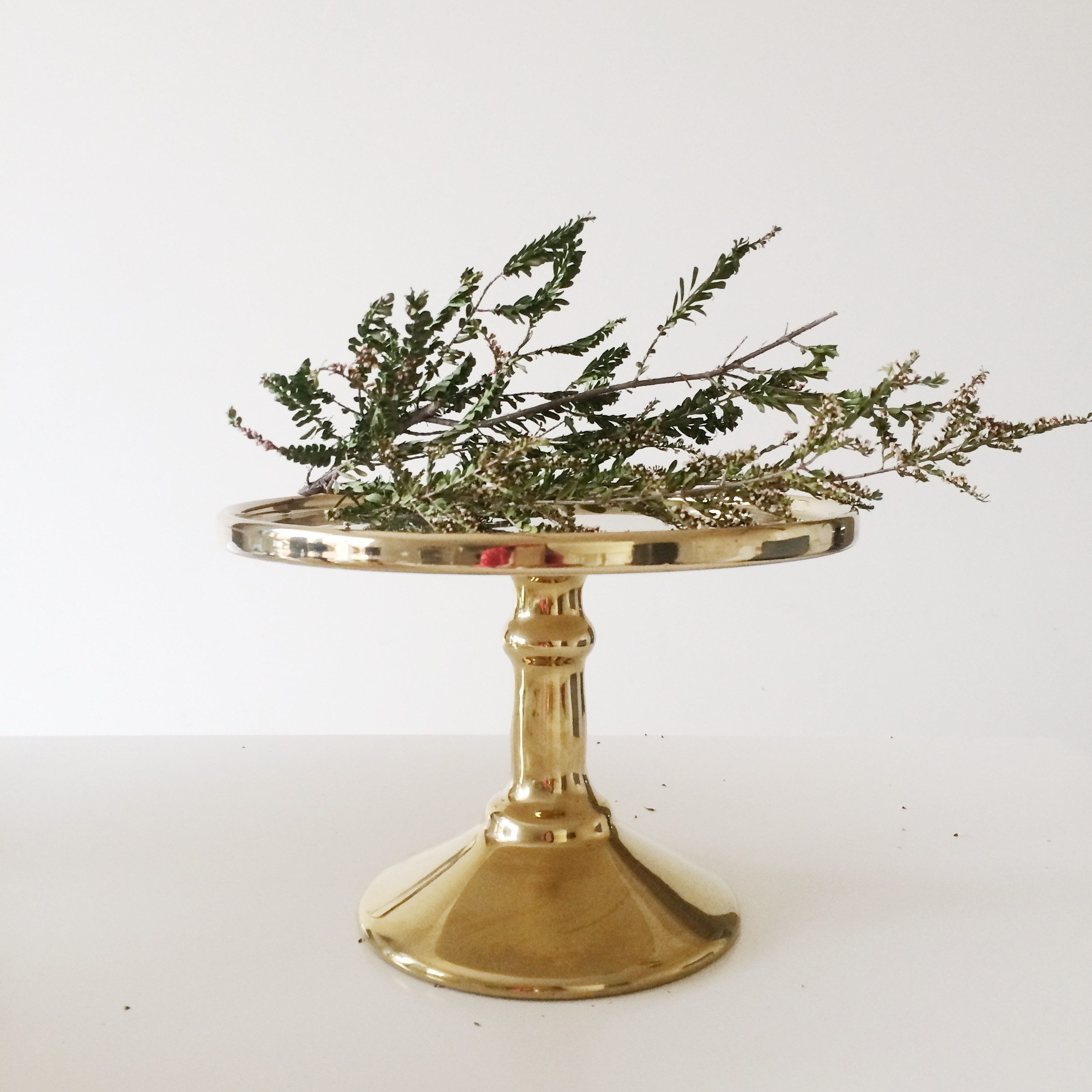 24cm Gold Ceramic Cake Stand