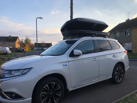 Mitsubishi Outlander Roofbox Essex Hire Mk3 2016 580litre Thule Roofbars Flush Rails Fitting kit 4030 186016 6016