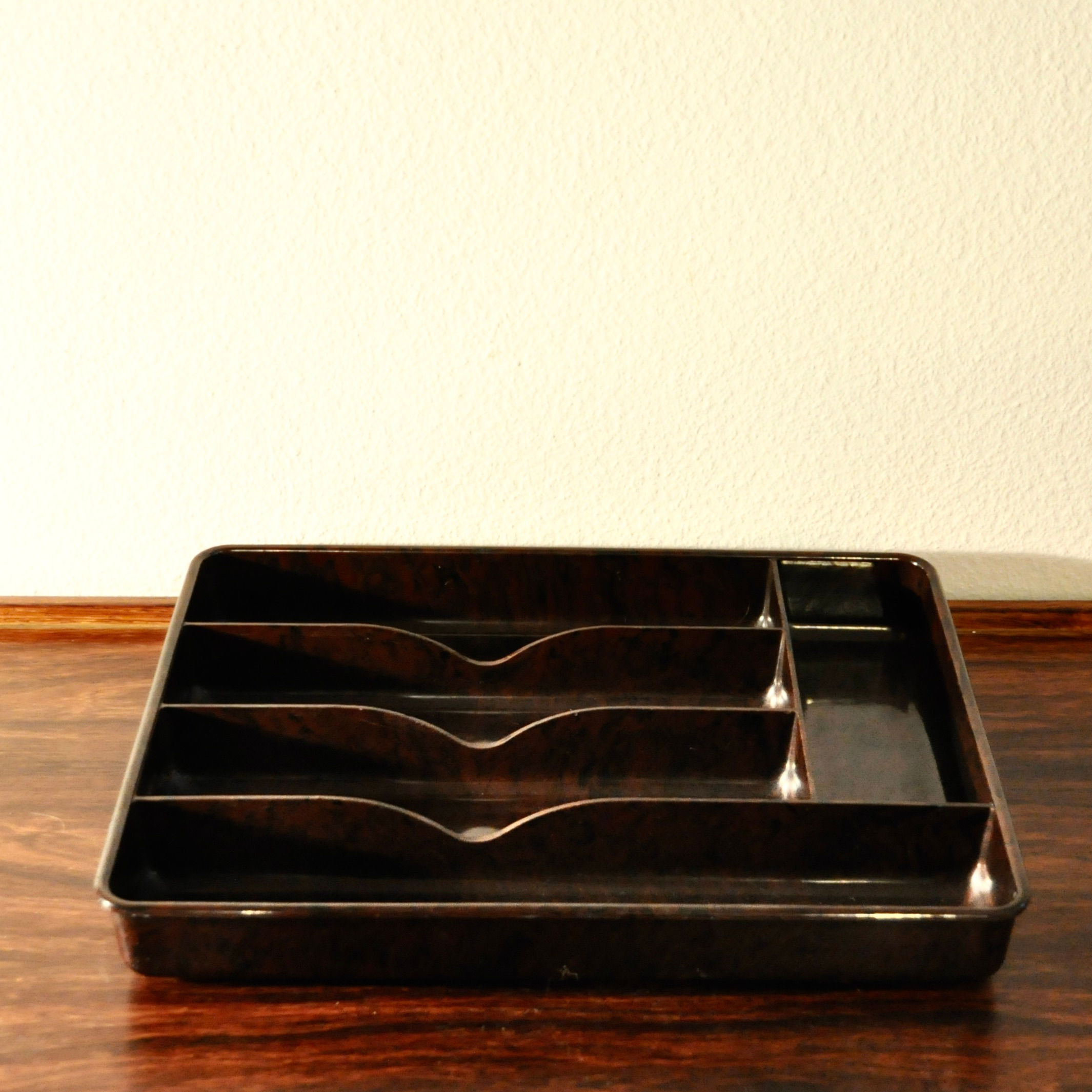 Rangement en bakélite