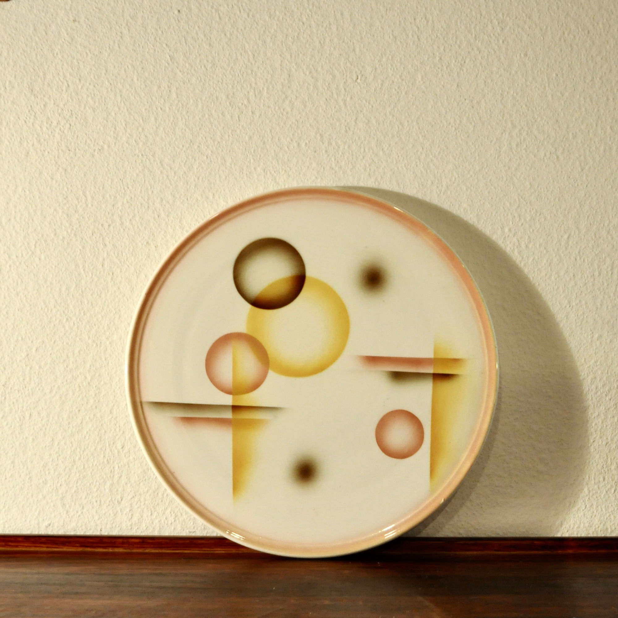 Plat bauhaus Spritzdekor