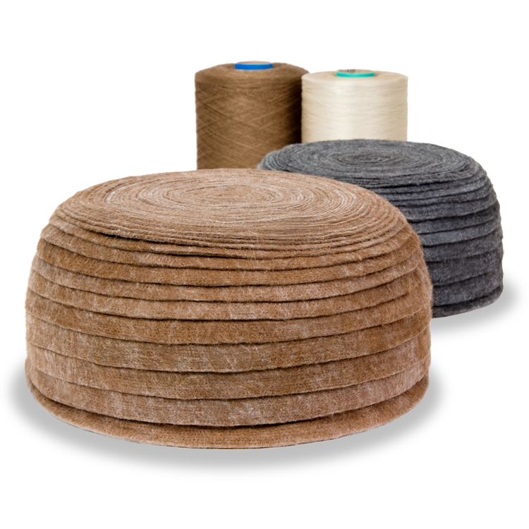 stool & yarn