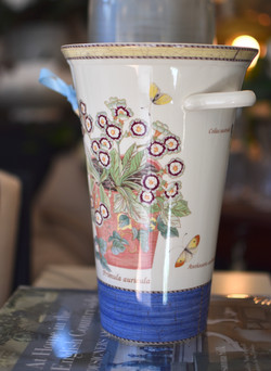 Wedgewood Vase "Sarah's Garden"