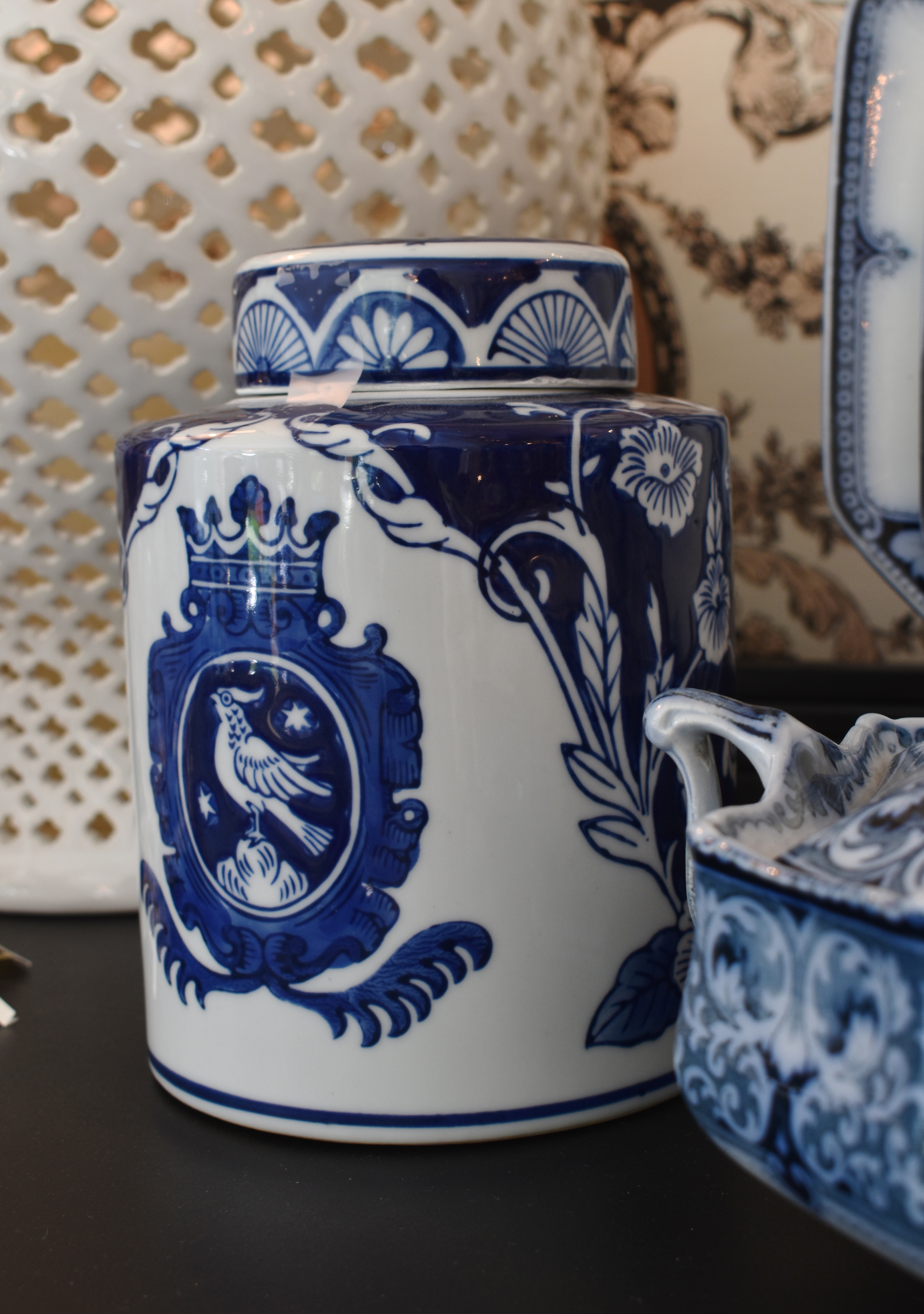 Ceramic Urn Accent Piece