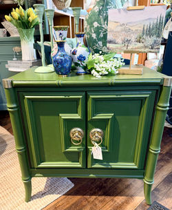 COFFEE, SIDE & CONSOLE TABLES