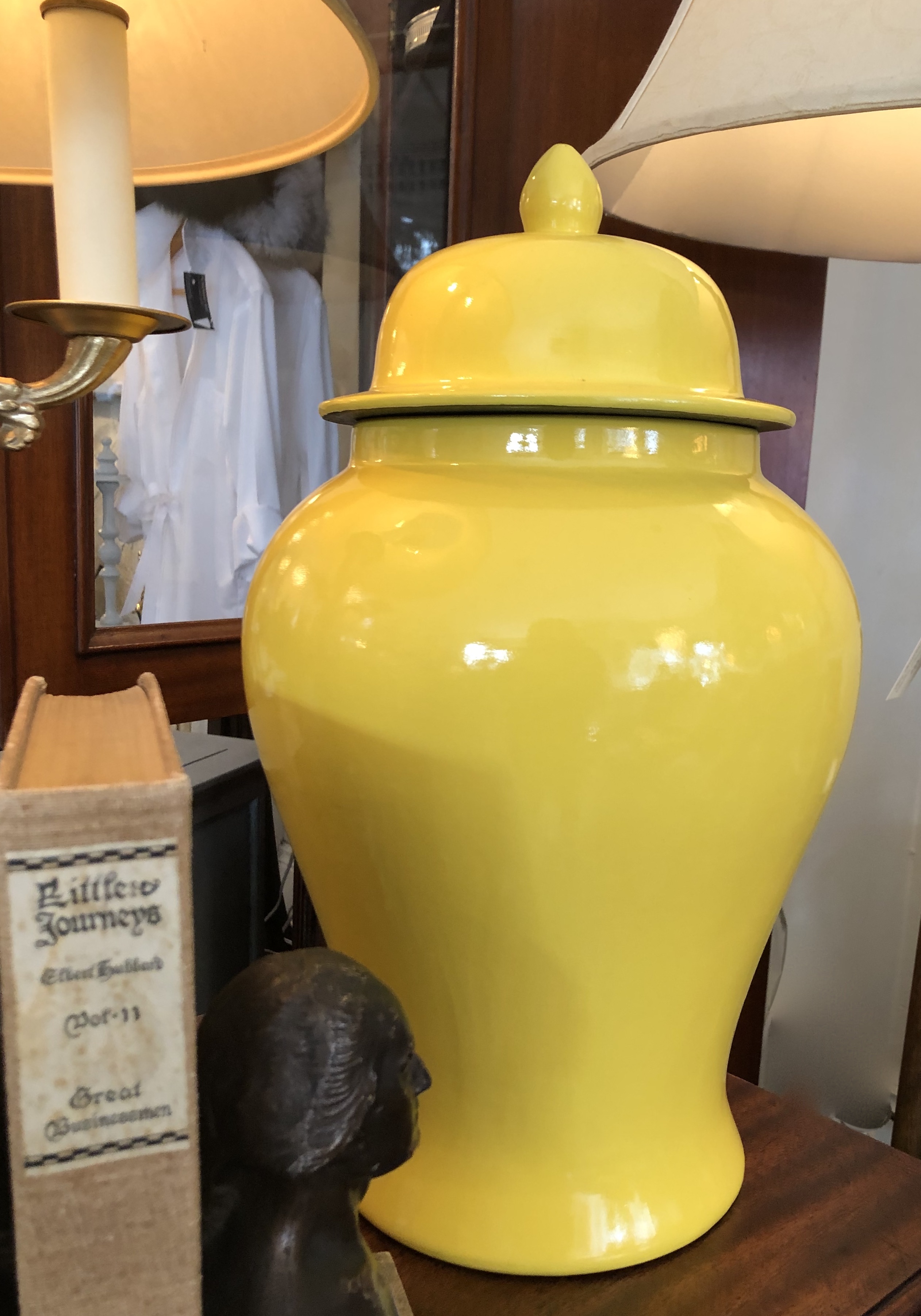 Large Yellow Ginger Jar