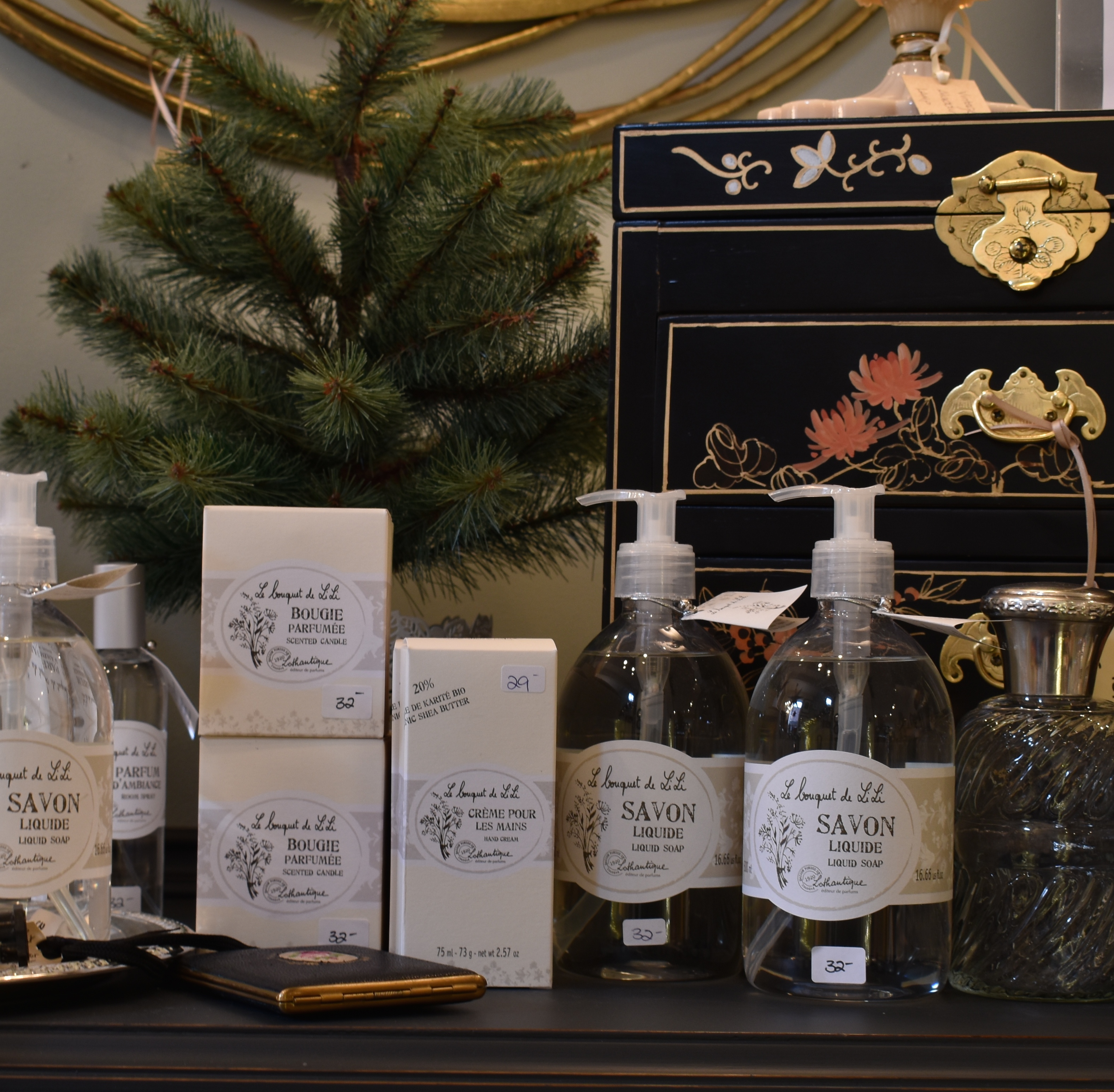 Assorted Lothantique Products