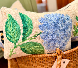 Small Hooked Cushion