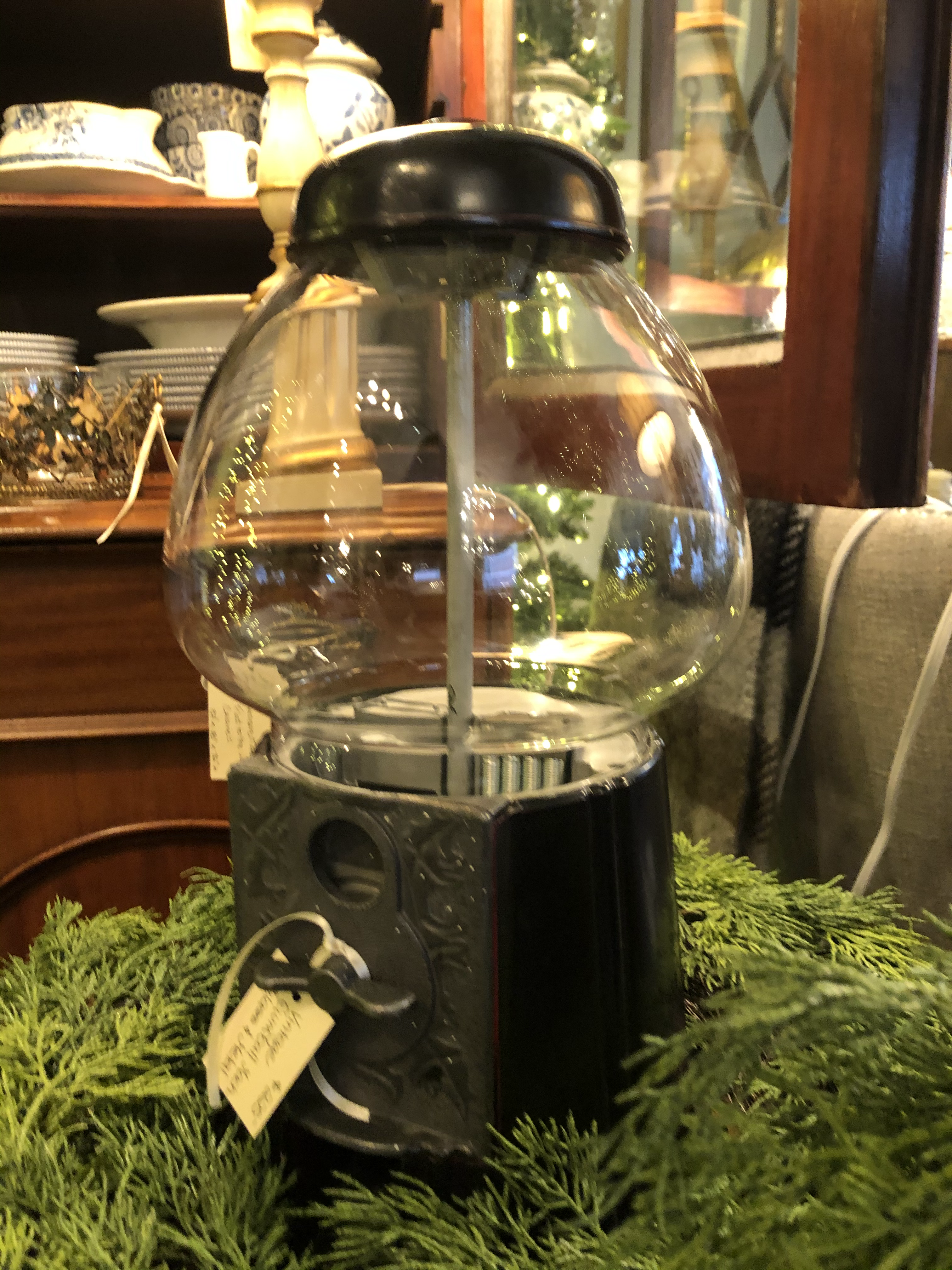 Vintage Gumball Machine w/ Glass