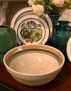 Vintage MCM Lapid Stoneware MixingBowl