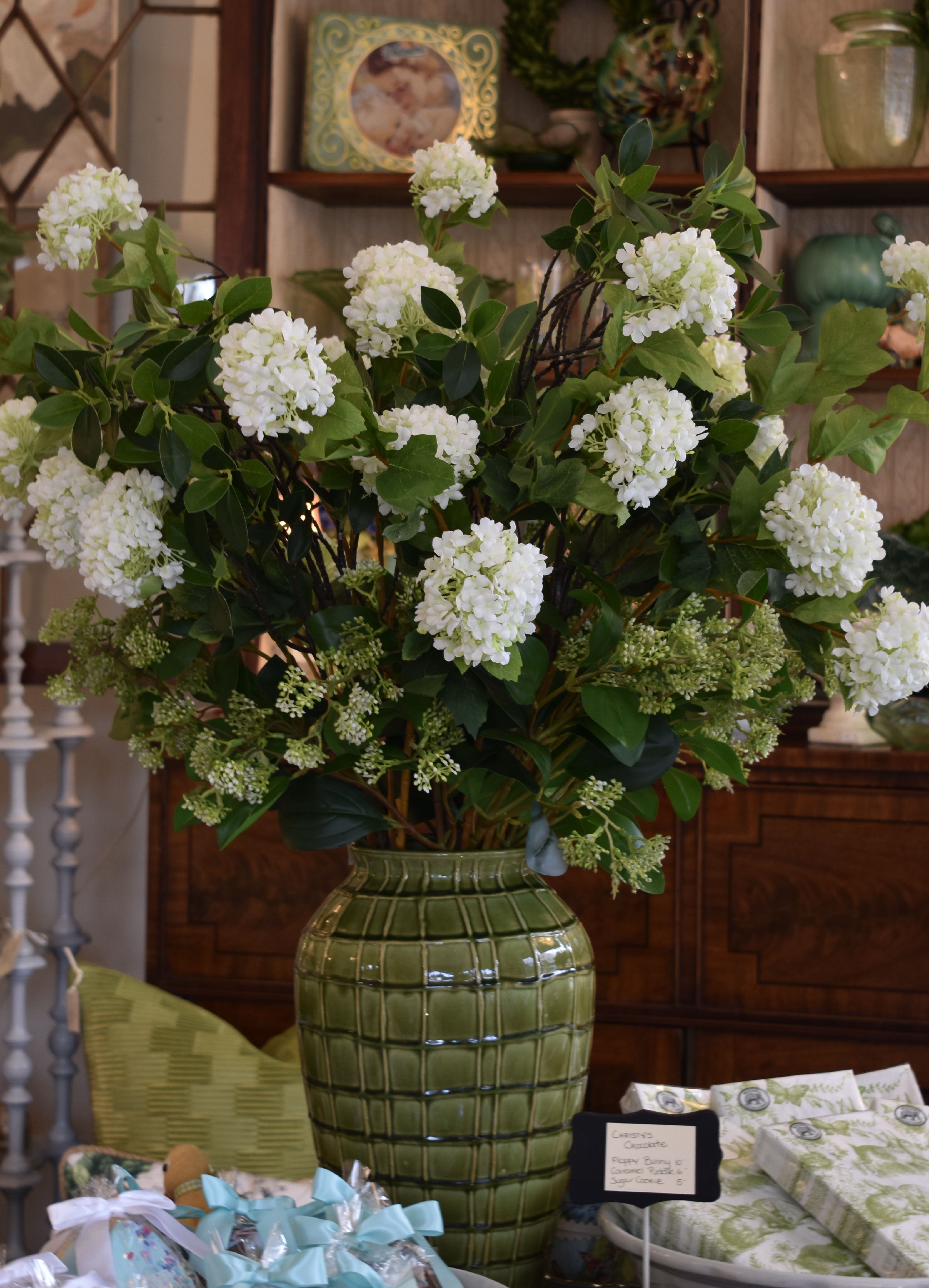 Small Snowball Hydrangea & Mini Berry Spray