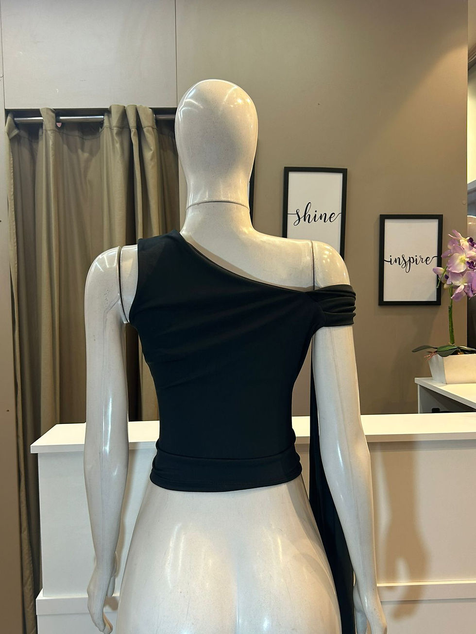 Miniatura: Cropped Camila*
