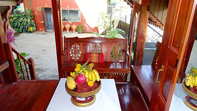 residency-thai-house-verandah_orig.jpg
